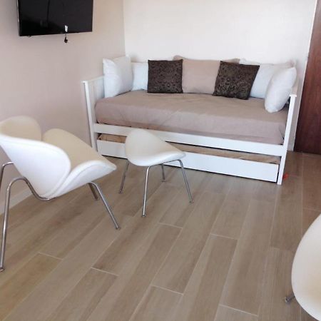 Petit Apartment En Avenida Belgrano 布宜诺斯艾利斯 外观 照片